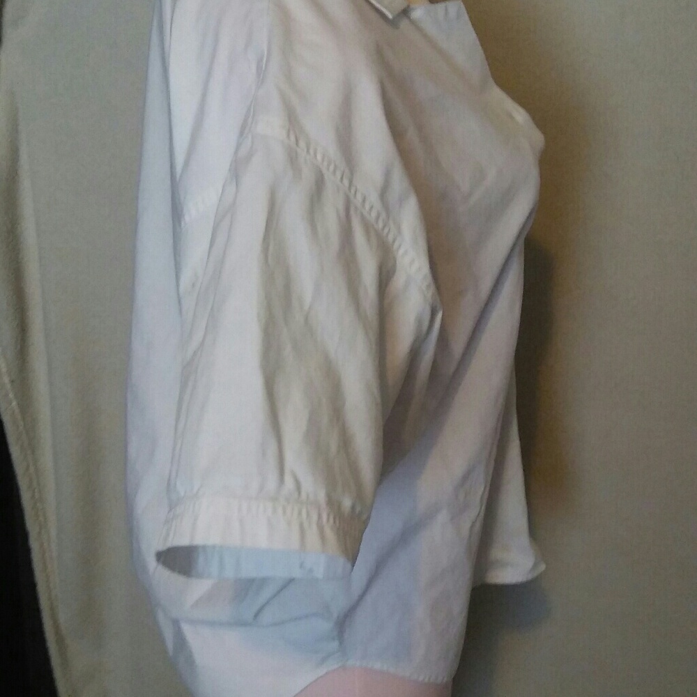 Shirt - Picture 2 of 4